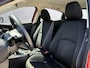 Mazda 2 1.5 Automaat SkyActiv-G 90 Exclusive-Line / Trekhaak (900KG) / Dealer Onderhouden / Apple Carplay/Android Auto / Stoelverwarming / Cruise Control / Airco /