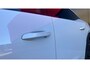 Peugeot 408 e-408 GT Avantage 58 kWh | Apple Carplay / Android Auto | Adaptieve Cruise Control | 360° Camera | Stoelverwarming Voor | Stuurverwarming | Navigatie | Elektrische achterklep | 11 kW lader | Achteruitrijcamera | Apple Carplay/Android Auto|telefoonintegratie premium