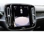 Volvo EX40 Single Motor Extended Range Plus Black Ed. 82 kWh | Pixel LED Koplampen | Achteruitrijcamera | Parkeersensoren | Harman Kardon Audio | Warmtepomp | Stoelverwarming | Cruise Control Adaptief | BLIS | 100% SOH