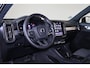 Volvo XC40 B3 Core - IntelliSafe Assist & Surround - Parkeercamera achter - Parkeersensoren voor & achter - Elektr. bedienb. voorstoelen met geheugen links - Draadloze tel. lader - Extra getint glas - 18' LMV