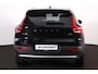 Volvo XC40 B3 Core - IntelliSafe Assist & Surround - Parkeercamera achter - Parkeersensoren voor & achter - Elektr. bedienb. voorstoelen met geheugen links - Draadloze tel. lader - Extra getint glas - 18' LMV