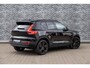 Volvo EX40 Single Motor Extended Range Plus Black Ed. 82 kWh | Adaptieve Cruise Control | Harman Kardon Audio | Stoel-/Stuurverwarming | Parkeercamera | Dodehoek Detectie | Pixel LED | Elektr. Verst. Stoelen + Geheugen | Donker Getint Glas | Warmtepomp |