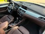 BMW X1 XDrive20i 192 pk AUTOMAAT High Executive, sport leder, achteruitrijcamera, vele opties, parelmoer, NL auto met nap