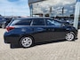 Toyota Auris Touring Sports 1.8 Hybrid Lease Pro | Pano | Trekhaak | Sensoren v/a | Stoelve