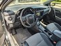 Toyota Auris Touring Sports 1.8 Hybrid Lease Pro | Pano | Trekhaak | Sensoren v/a | Stoelve