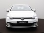 Volkswagen Golf 1.0 eTSI Life Automaat - LED - Navigatie - PDC - Side Assist - Camera - ACC