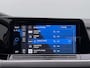 Volkswagen Golf 1.0 eTSI Life Automaat - LED - Navigatie - PDC - Side Assist - Camera - ACC