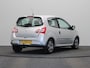 Renault Twingo 1.2 16V Dynamique | Trekhaak | Climate control | Cruise control | Bluetooth telefoonverbinding |