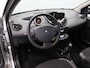 Renault Twingo 1.2 16V Dynamique | Trekhaak | Climate control | Cruise control | Bluetooth telefoonverbinding |