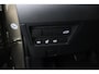 Toyota Yaris Cross 1.5 Hybrid 130 Launch Edition | All Seasons | Stootlijsten | Head-up Display | Origineel Nederlands | Two-Tone |
