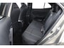 Toyota Yaris Cross 1.5 Hybrid 130 Launch Edition | All Seasons | Stootlijsten | Head-up Display | Origineel Nederlands | Two-Tone |