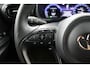 Toyota Yaris Cross 1.5 Hybrid 130 Launch Edition | All Seasons | Stootlijsten | Head-up Display | Origineel Nederlands | Two-Tone |