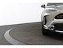Toyota Yaris Cross 1.5 Hybrid 130 Launch Edition | All Seasons | Stootlijsten | Head-up Display | Origineel Nederlands | Two-Tone |