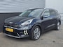 Kia Niro Hybrid 1.6 GDi DynamicLine Navigatie, Privacy glass, 18" LMV, Smart Key, Parkeersensoren voor + achter, Achteruitrijcamera