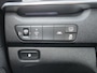 Kia Niro Hybrid 1.6 GDi DynamicLine Navigatie, Privacy glass, 18" LMV, Smart Key, Parkeersensoren voor + achter, Achteruitrijcamera