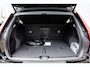 Volvo EX40 Single Motor Extended Range Plus Black Ed. 82 kWh | Adaptieve Cruise Control | Harman Kardon Audio | Stoel-/Stuurverwarming | Parkeercamera | Dodehoek Detectie | Pixel LED | Elektr. Verst. Stoelen + Geheugen | Donker Getint Glas | Warmtepomp |
