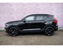 Volvo EX40 Single Motor Extended Range Plus Black Ed. 82 kWh | Adaptieve Cruise Control | Harman Kardon Audio | Stoel-/Stuurverwarming | Parkeercamera | Dodehoek Detectie | Pixel LED | Elektr. Verst. Stoelen + Geheugen | Donker Getint Glas | Warmtepomp |