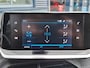 Peugeot 2008 1.2 PureTech Allure Pack EAT8 Automaat | Achterbank in delen neerklapbaar | Achteruitrijcamera | Airco (automatisch)