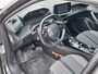 Peugeot 2008 1.2 PureTech Allure Pack EAT8 Automaat | Achterbank in delen neerklapbaar | Achteruitrijcamera | Airco (automatisch)