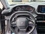 Peugeot 2008 1.2 PureTech Allure Pack EAT8 Automaat | Achterbank in delen neerklapbaar | Achteruitrijcamera | Airco (automatisch)