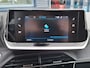 Peugeot 2008 1.2 PureTech Allure Pack EAT8 Automaat | Achterbank in delen neerklapbaar | Achteruitrijcamera | Airco (automatisch)