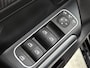 Mercedes-Benz B-klasse 180 Business Solution Luxury Trekhaak | Parkeerpakket met achteruitrijcamera | Ledkoplampen | Sfeerverlichting | Stoelverwarming. Inclusief 24 maanden MB Certified garantie voor Europa.