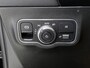 Mercedes-Benz B-klasse 180 Business Solution Luxury Trekhaak | Parkeerpakket met achteruitrijcamera | Ledkoplampen | Sfeerverlichting | Stoelverwarming. Inclusief 24 maanden MB Certified garantie voor Europa.
