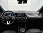 Mercedes-Benz B-klasse 180 Business Solution Luxury Trekhaak | Parkeerpakket met achteruitrijcamera | Ledkoplampen | Sfeerverlichting | Stoelverwarming. Inclusief 24 maanden MB Certified garantie voor Europa.