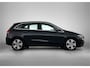 Mercedes-Benz B-klasse 180 Business Solution Luxury Trekhaak | Parkeerpakket met achteruitrijcamera | Ledkoplampen | Sfeerverlichting | Stoelverwarming. Inclusief 24 maanden MB Certified garantie voor Europa.