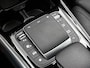 Mercedes-Benz B-klasse 180 Business Solution Luxury Trekhaak | Parkeerpakket met achteruitrijcamera | Ledkoplampen | Sfeerverlichting | Stoelverwarming. Inclusief 24 maanden MB Certified garantie voor Europa.