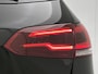 Mercedes-Benz B-klasse 180 Business Solution Luxury Trekhaak | Parkeerpakket met achteruitrijcamera | Ledkoplampen | Sfeerverlichting | Stoelverwarming. Inclusief 24 maanden MB Certified garantie voor Europa.