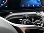 Mercedes-Benz B-klasse 180 Business Solution Luxury Trekhaak | Parkeerpakket met achteruitrijcamera | Ledkoplampen | Sfeerverlichting | Stoelverwarming. Inclusief 24 maanden MB Certified garantie voor Europa.