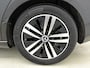 Mercedes-Benz B-klasse 180 Business Solution Luxury Trekhaak | Parkeerpakket met achteruitrijcamera | Ledkoplampen | Sfeerverlichting | Stoelverwarming. Inclusief 24 maanden MB Certified garantie voor Europa.