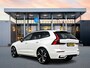 Volvo XC60 T8 Recharge Ultra Dark Executive 22" | Getint & Gelamineerd Glas | Alarmklasse 3 | Black Edition Interieur | Luchtvering | Bowers & Wilkins | Geventileerd Nappa | Massagestoelen | Head-Up | 360 Camera | Elektr. verst. Stoelen | Full LED