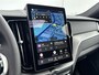 Volvo XC60 T8 Recharge Ultra Dark Executive 22" | Getint & Gelamineerd Glas | Alarmklasse 3 | Black Edition Interieur | Luchtvering | Bowers & Wilkins | Geventileerd Nappa | Massagestoelen | Head-Up | 360 Camera | Elektr. verst. Stoelen | Full LED