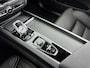 Volvo XC60 T8 Recharge Ultra Dark Executive 22" | Getint & Gelamineerd Glas | Alarmklasse 3 | Black Edition Interieur | Luchtvering | Bowers & Wilkins | Geventileerd Nappa | Massagestoelen | Head-Up | 360 Camera | Elektr. verst. Stoelen | Full LED