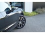 Volvo XC60 T6 Plug-in hybrid AWD Plus Dark Long Range | Trekhaak | Panoramisch schuif/kanteldak | 360 graden camera | Stoel en stuurwielverwarming | Parkeerverwarming | Adaptieve cruise control incl. BLIS |