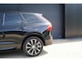 Volvo XC60 T6 Plug-in hybrid AWD Plus Dark Long Range | Trekhaak | Panoramisch schuif/kanteldak | 360 graden camera | Stoel en stuurwielverwarming | Parkeerverwarming | Adaptieve cruise control incl. BLIS |