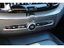 Volvo XC60 T6 Plug-in hybrid AWD Plus Dark Long Range | Trekhaak | Panoramisch schuif/kanteldak | 360 graden camera | Stoel en stuurwielverwarming | Parkeerverwarming | Adaptieve cruise control incl. BLIS |