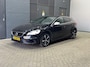 Volvo V40 2.0 T4 R-Design | Trekhaak | Stoelverwarming | Getint Glas | 17 Inch