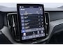 Volvo XC60 T8 Plug-in hybrid Ultra Black Edition | FACELIFT | ACC | Luchtvering | Panoramadak | Bowers&Wilkins | 360° Camera | Massage | Head-Up