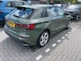 Audi A3 Sportback 35 TFSI Advanced edition NL auto 1e eigenaar, elektrisch verstelbare voorstoelen met geheugen, trekhaak, achteruitrijcamera (rear view), elektrische achterklep, keyless entry, verwarmbare voorstoelen, 3 zone climatronic, adaptieve cruise control (acc), Apple Carplay, LED verlichting met dynamische richtingaanwijzers, sportstoelen met verlengbare zitting