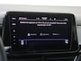Volkswagen T-Roc 1.5 TSI R-Line Business | Panoramadak | Trekhaak | BEATS audio | Black style | Parkeerassistent | Keyless | Achteruitrijcamera | Stoelverwarming |