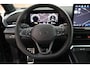 Volkswagen T-Roc 1.5 eTSI 150pk DSG R-Line Black Style Panoramadak Trekhaak Camera Stoelverwarming Navigatie
