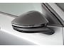 Volkswagen T-Roc 1.5 eTSI 150pk DSG R-Line Black Style Panoramadak Trekhaak Camera Stoelverwarming Navigatie