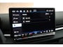 Volkswagen T-Roc 1.5 eTSI 150pk DSG R-Line Black Style Panoramadak Trekhaak Camera Stoelverwarming Navigatie