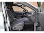 Volkswagen T-Roc 1.5 eTSI 150pk DSG R-Line Black Style Panoramadak Trekhaak Camera Stoelverwarming Navigatie