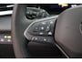 Volkswagen T-Roc 1.5 eTSI 150pk DSG R-Line Black Style Panoramadak Trekhaak Camera Stoelverwarming Navigatie