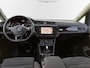 Volkswagen Touran 1.8 TSI Highline /Pano/Led/Clima/Camera/Carplay/Navi/Park. ass./17"/