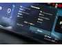Volvo EX40 Single Motor Extended Range Plus Black Ed. 82 kWh | Adaptieve Cruise Control | Harman Kardon Audio | Stoel-/Stuurverwarming | Parkeercamera | Dodehoek Detectie | Pixel LED | Elektr. Verst. Stoelen + Geheugen | Donker Getint Glas | Warmtepomp |